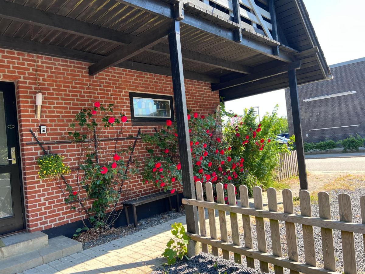5 Minute Walk To Lego House-2 Bedrooms With Balcony Garden View.Loft Floor Billund  Exterior photo